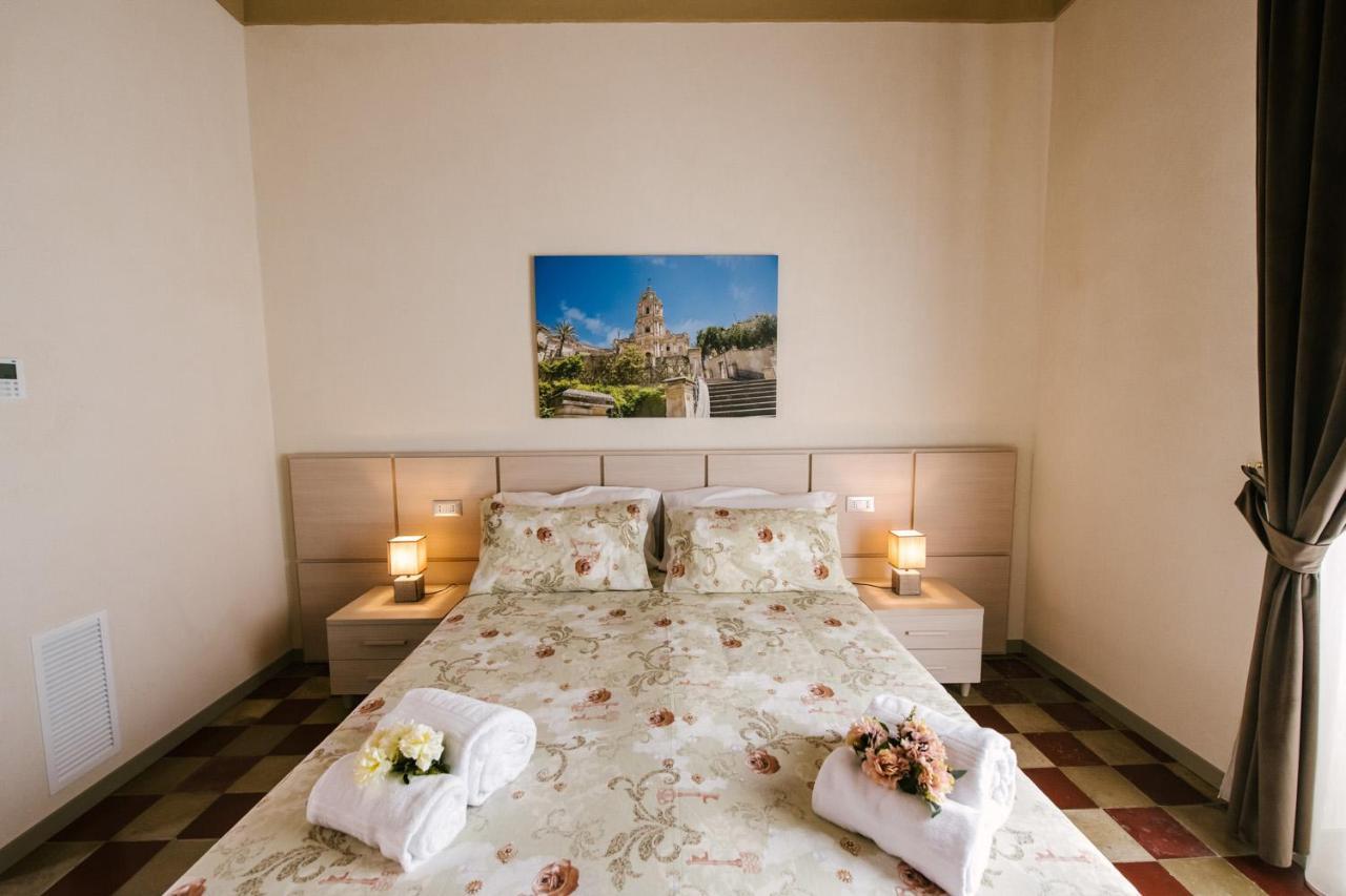 Le Camere Dei Conti Modica Bagian luar foto